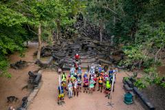 Start vorm tempel  (Foto: GlobalLimits)